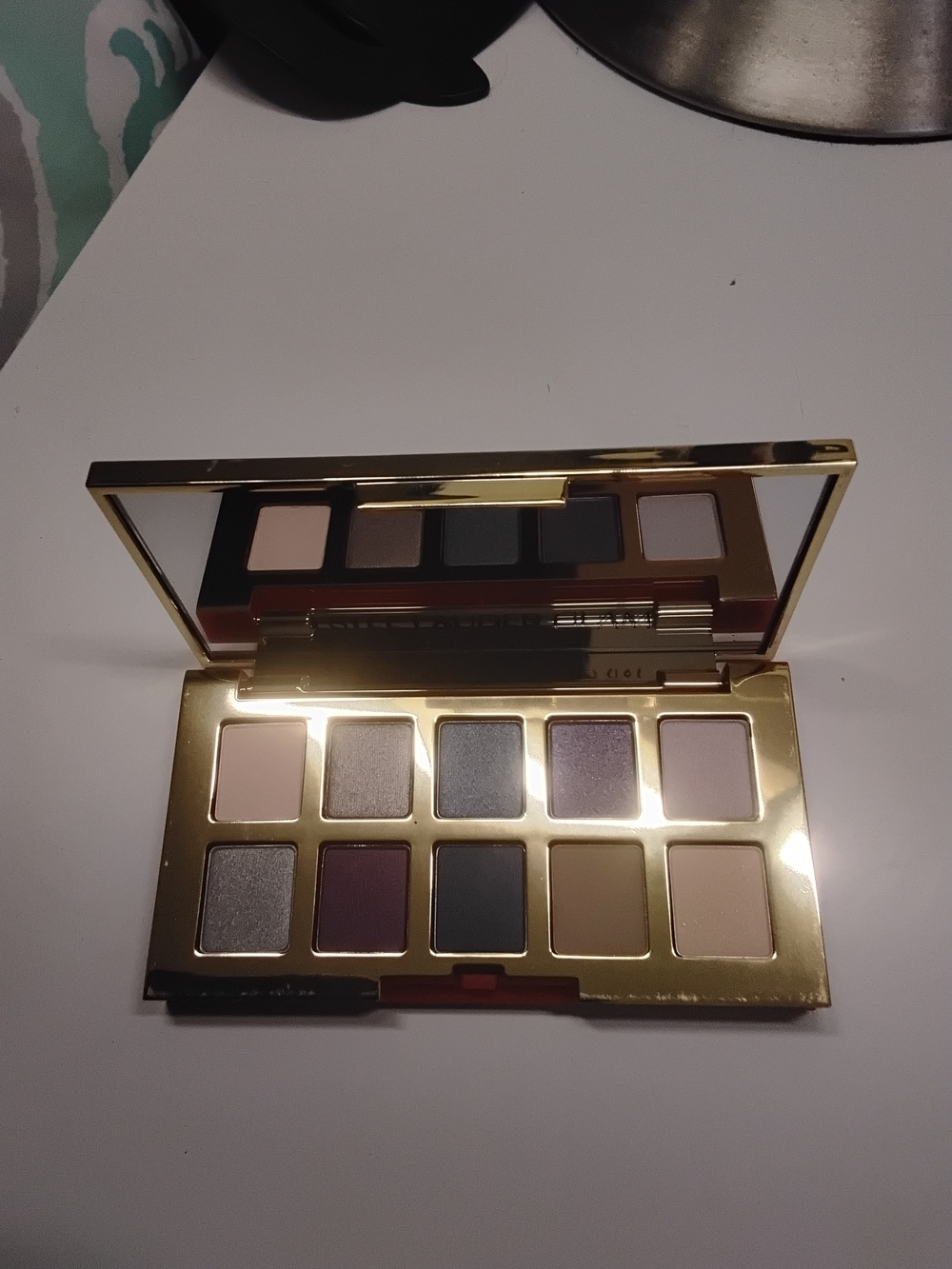 Estee Lauder Eyeshadow Palette - Neutral, Plum, Taupe & Gray Shades